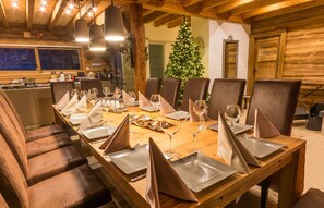 تناول الطعام