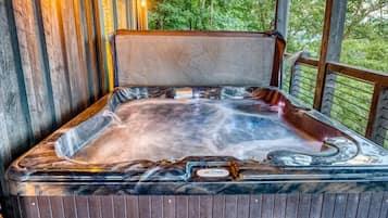 Idromassaggio all'aperto