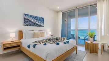 2 habitaciones, tabla de planchar con plancha y cuna de viaje