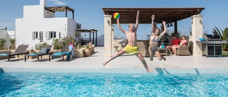 Una piscina riscaldata