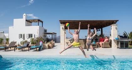 Villa Melodie, fantastic pool & terraces, sea view