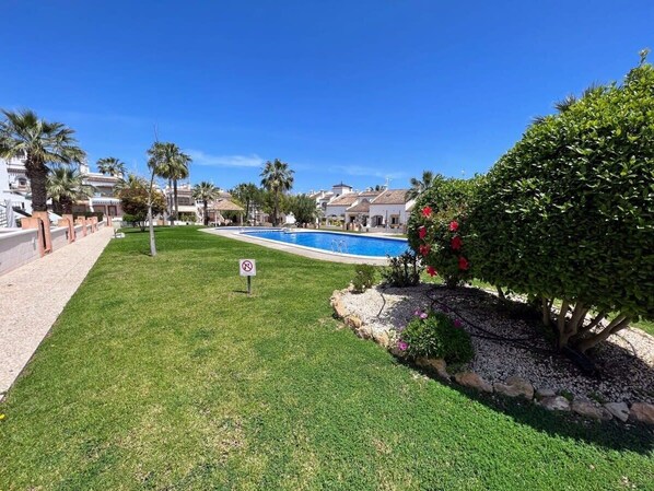 Pool - Nice Ground floor Apart with Communal Pool LD279 (Orihuela)