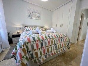 2 Schlafzimmer, Bügeleisen/Bügelbrett, WLAN, Bettwäsche
