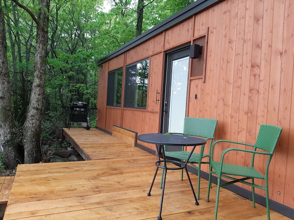 Outdoor dining - Little House in the Big Woods on the Prairie (Baraboo)