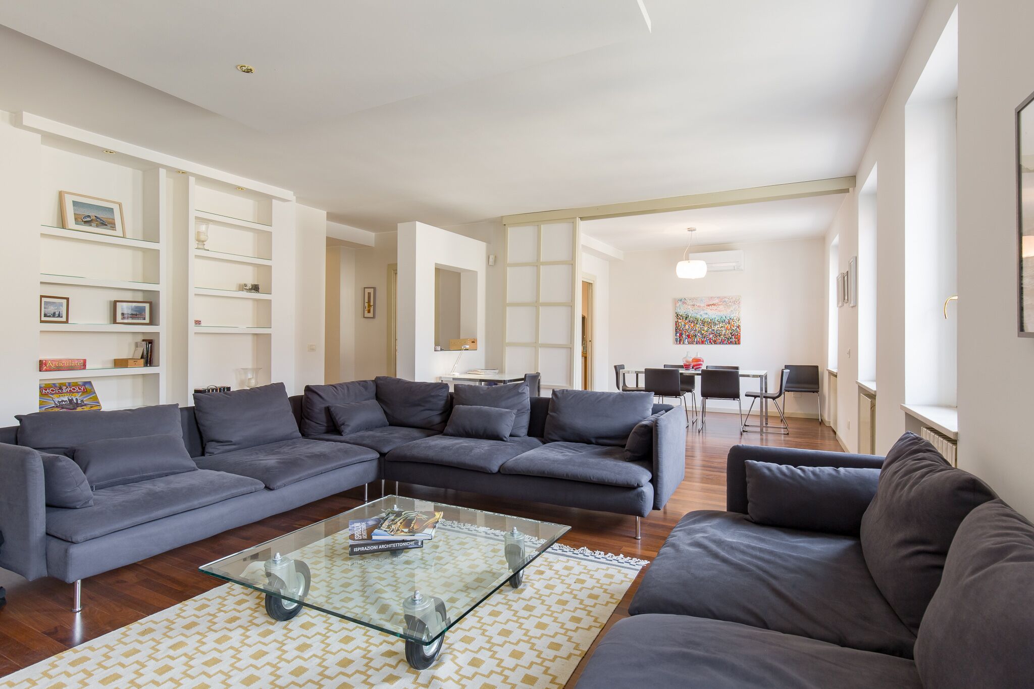 Appartement Deluxe | Aire de séjour | Téléviseur