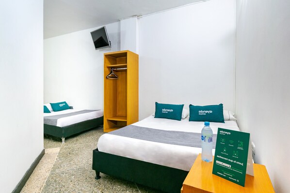 Hypo-allergenic bedding, free WiFi, bed sheets - Ayenda Cavalier Suites (San José de Cúcuta)