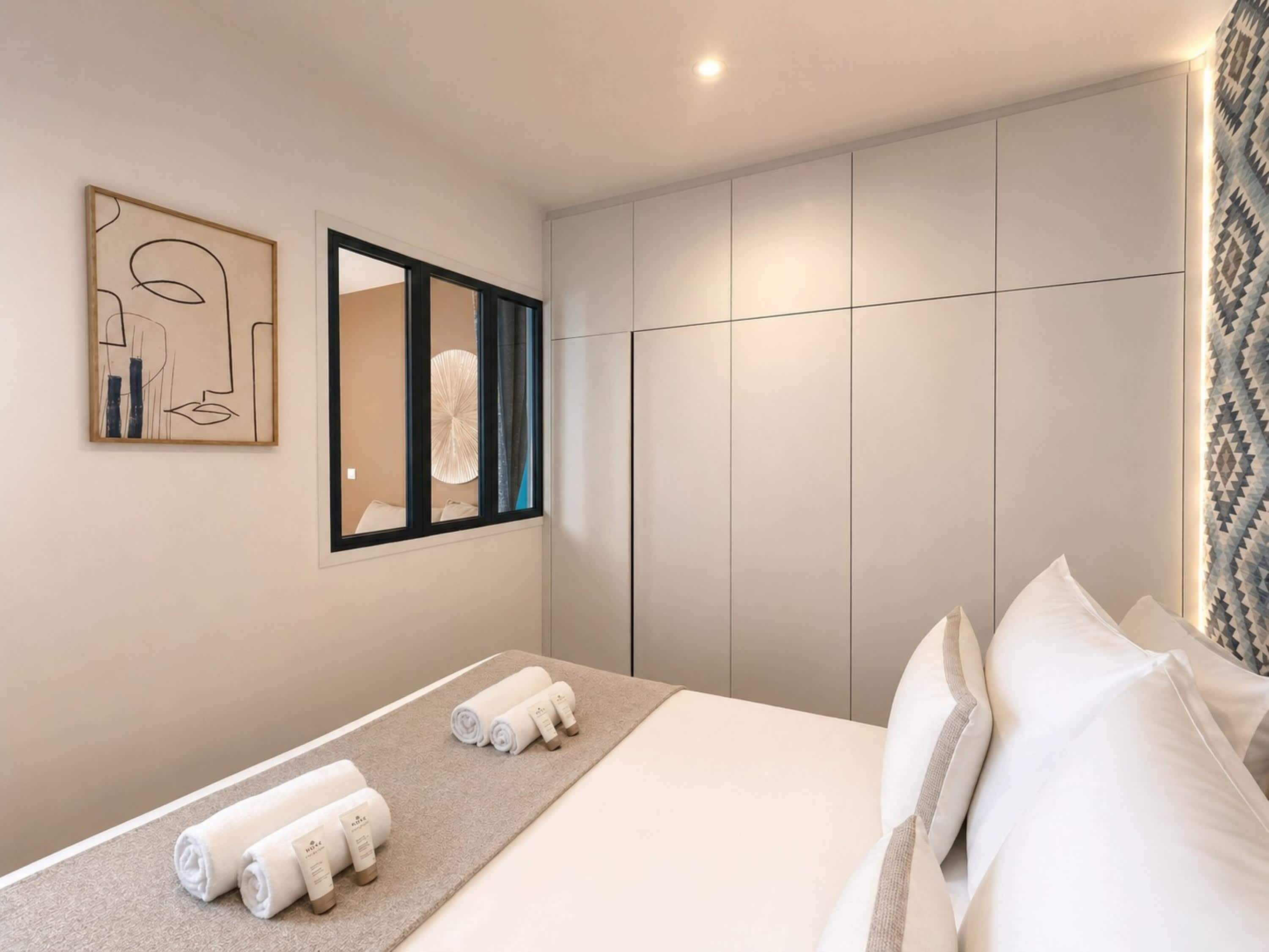 1 bedroom, iron/ironing board, travel crib, WiFi