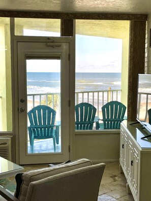 Interior - Sea Dreams - Beachside 1 bedroom at Symphony Beach (Ormond Beach)