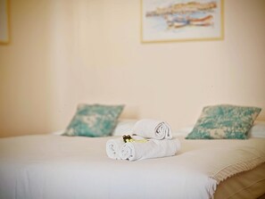 1 bedroom, iron/ironing board, internet, bed sheets - Viva Riviera Studio 5 Rue Florian (Cannes)