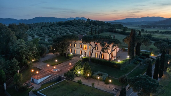 Villa | 13 bedrooms - Gr-d948-lpog0at - Villa Croci 26 (Gavorrano)