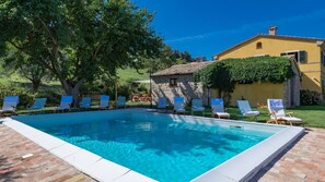 Villa | 5 bedrooms - An-f453-cbgn2at - Casale Verdicchio (Montecarotto)