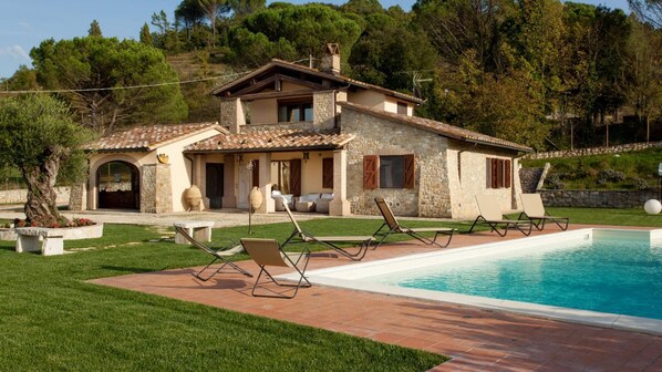 Villa | 3 bedrooms, iron/ironing board - Pg-c845-gagl0at - Genius Loci 6 1 (Collazzone)