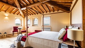 Villa | 9 bedrooms - Il Poggiarellone 18 (Volterra)