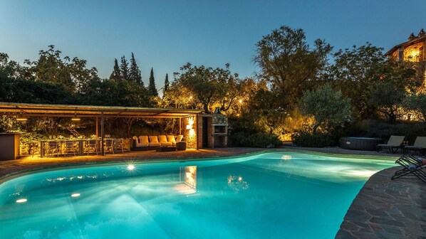 8 bedrooms - Contessa Matilde 16 (Collazzone)