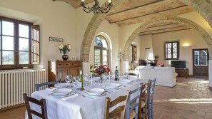 Villa | 5 bedrooms - Alborata 10 in Montalcino (Montalcino)