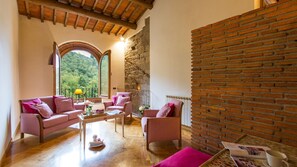 Villa | 5 bedrooms - Dimora La Torre Di Bussotto 11 (Pistoia)