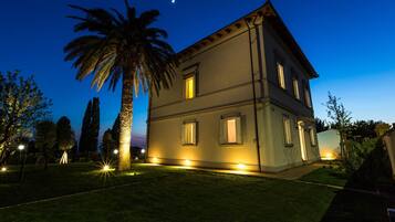 Villa | 4 Schlafzimmer