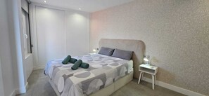 2 Schlafzimmer, Bügeleisen/Bügelbrett, WLAN, Bettwäsche