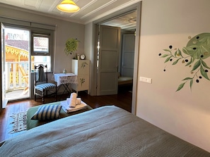 Classic Suite | Individually decorated, individually furnished, iron/ironing board - Tilas House No8 - Hostel (Istanbul)