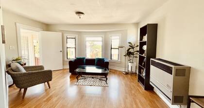 Pet- Friendly, apartment in Oakland
