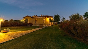 Villa | 11 bedrooms