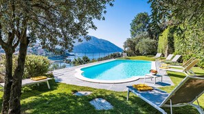 Villa | 6 bedrooms - Villa Baia Blu 12 in Camogli (Recco)