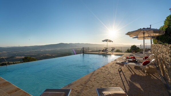 Villa | 9 Schlafzimmer