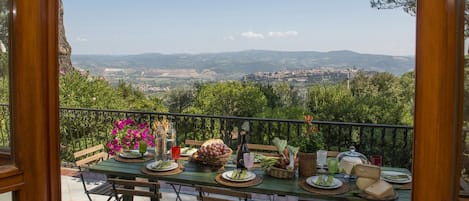 Villa | 4 Schlafzimmer, WLAN