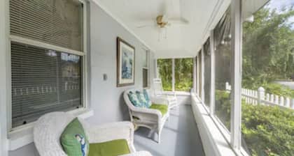 Beautiful Historic Cottage, The Garden