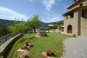Villa | 4 bedrooms, WiFi