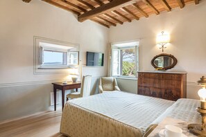 Villa | 12 bedrooms
