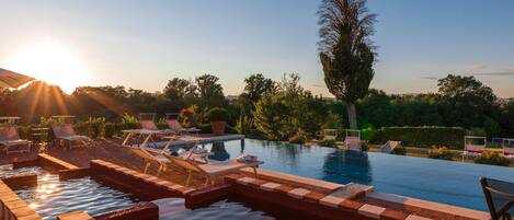 Villa | 12 Schlafzimmer