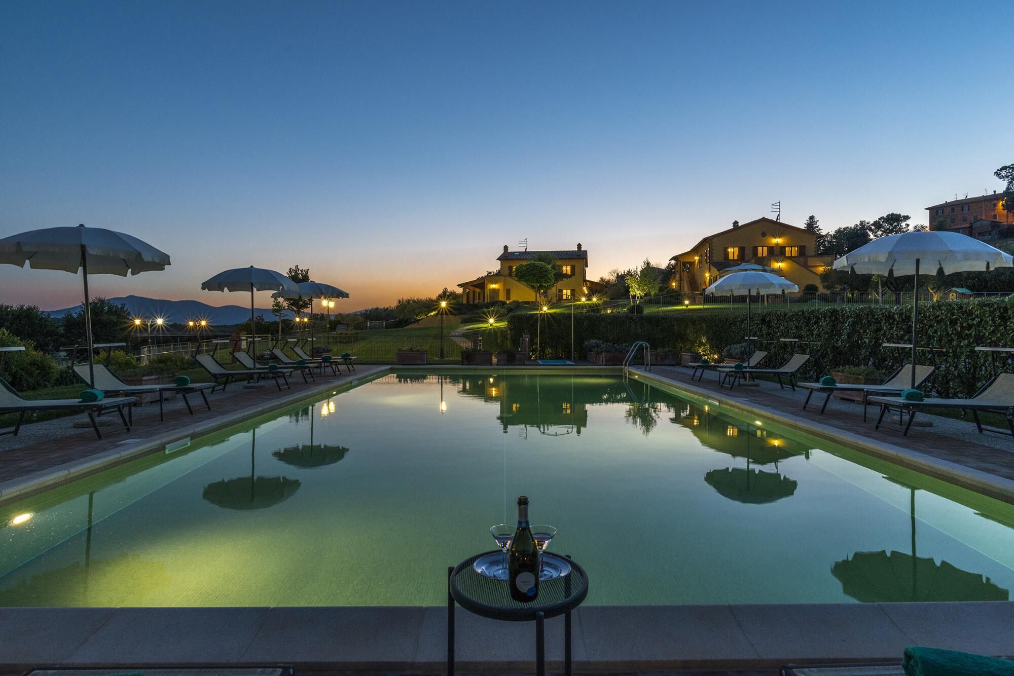 Villa | 8 Schlafzimmer, WLAN