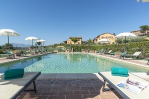 Villa | 8 bedrooms, WiFi