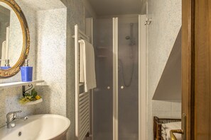 Villa | 7 bedrooms - Pg-g212-sp31021at - Casa Torrione 14 (Paciano)