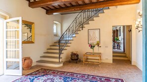 Villa | 6 Schlafzimmer, WLAN