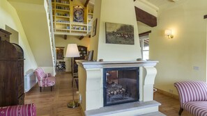 Villa | 5 bedrooms, WiFi - Villa Ninfeo 10 4 Emma Villas (Arezzo)
