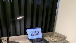 Free WiFi, bed sheets - Suite en San Isidro-Frente al Supermercado Vivanda (Lima)