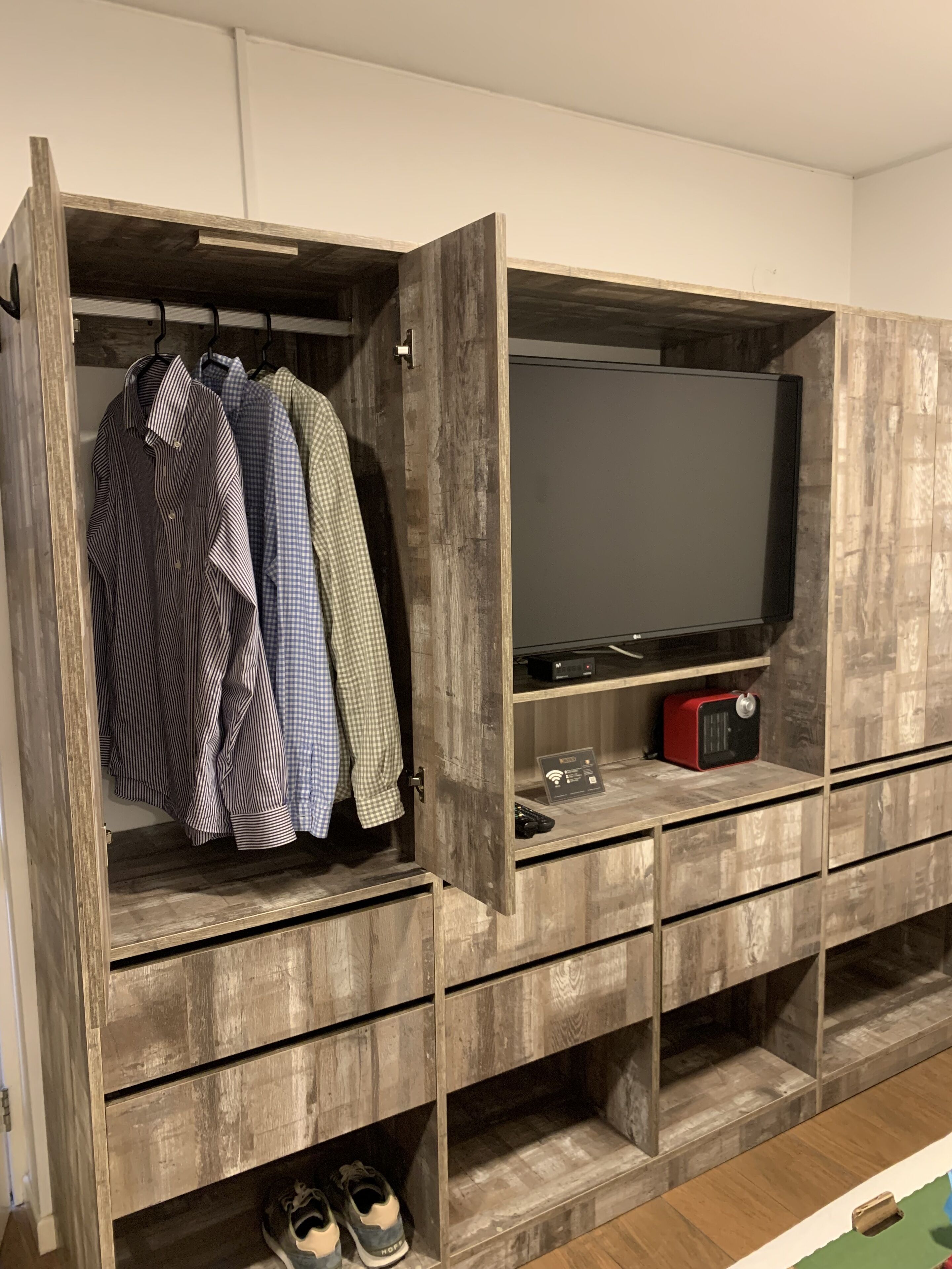 Wifi gratis y ropa de cama 