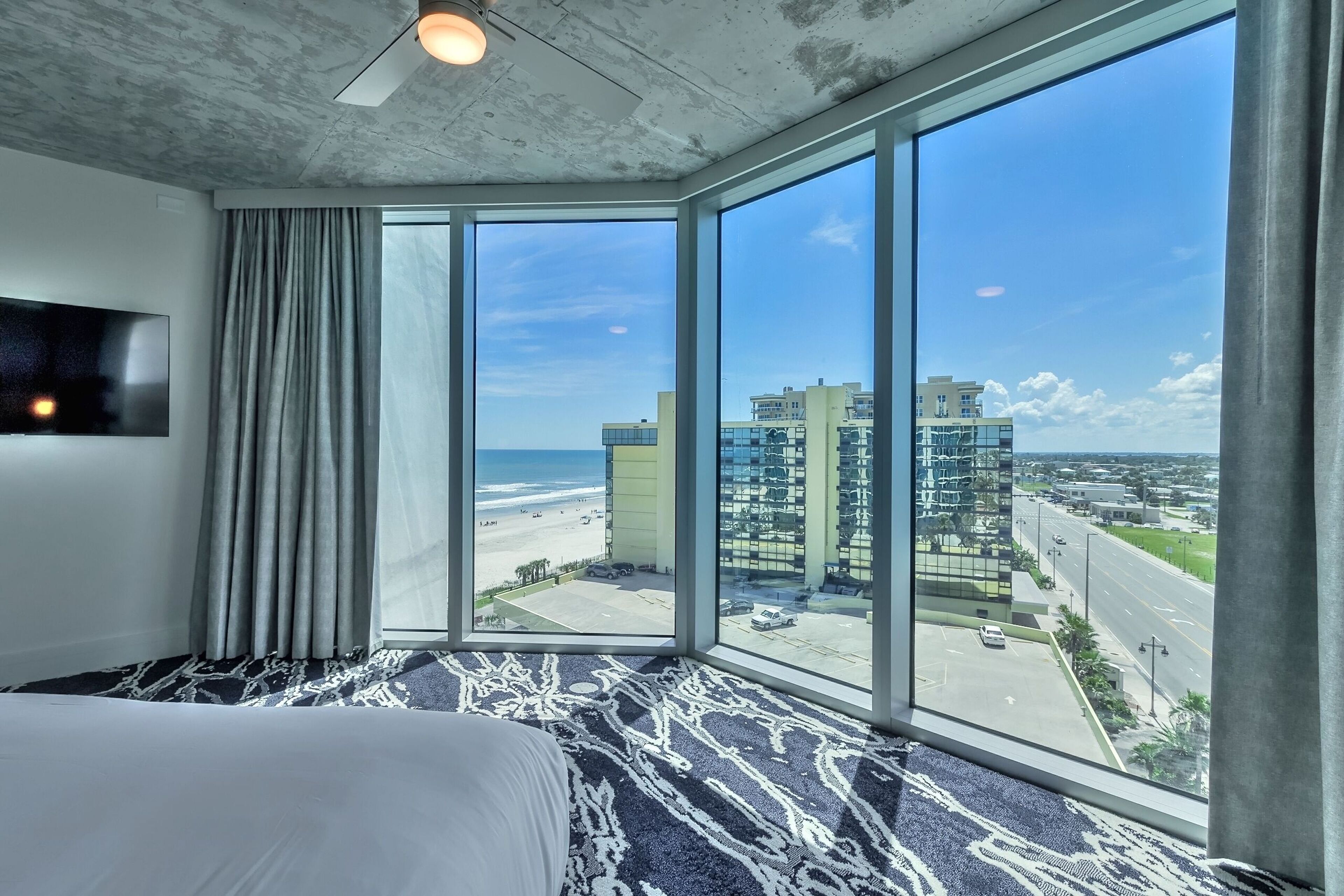 premium bedding, down duvets, in-room safe, individually decorated