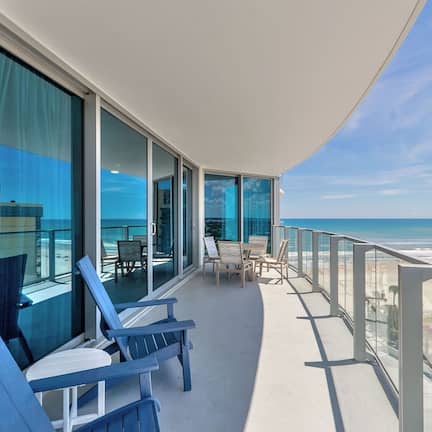 2 Bedroom Ocean & City South View Residence | Terrace/patio