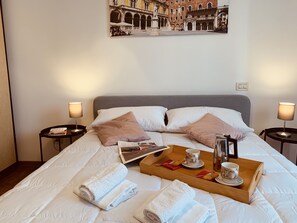 4 habitaciones, cubrecamas y decoración personalizada 