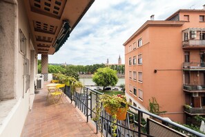 Luxury Apartment | Terrace/patio - Riverview Luxury Flat (Verona)