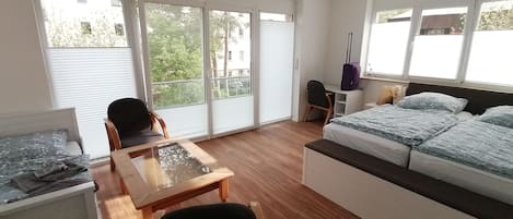 1 bedroom, iron/ironing board, travel cot, free WiFi