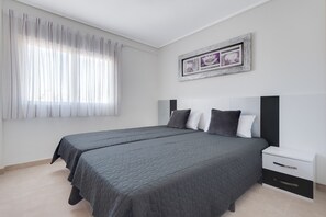 1 makuuhuone, silitysrauta/-lauta, ilmainen Wi-Fi, vuodevaatteet