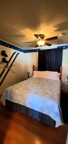 Hikers Cimarron Inn & RV Park LLC