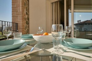 Outdoor dining - Warda A12 Exclusive Holigarda (Lombardia)