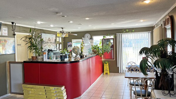 Lobby - Express Inn Thomson (Thomson)