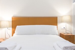 1 bedroom, internet - RentalSevilla Apartment in the Santa Cruz Neighborhood (Sevilla)