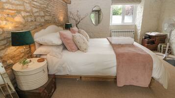 Cottage | 1 bedroom, individually decorated, individually furnished, free WiFi